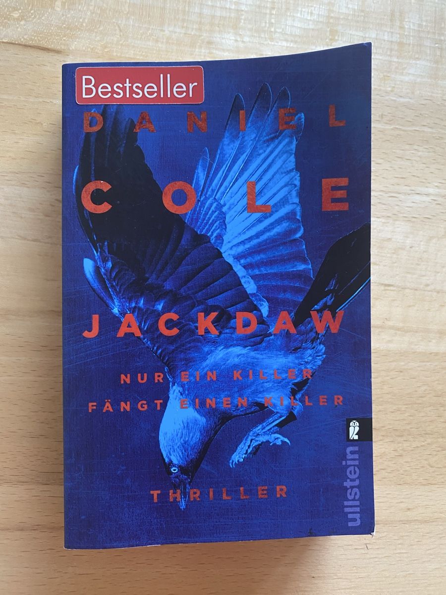Livres: Jackdaw - Daniel Cole (Thriller) – D'occasion à Schwarzenburg par Michellu