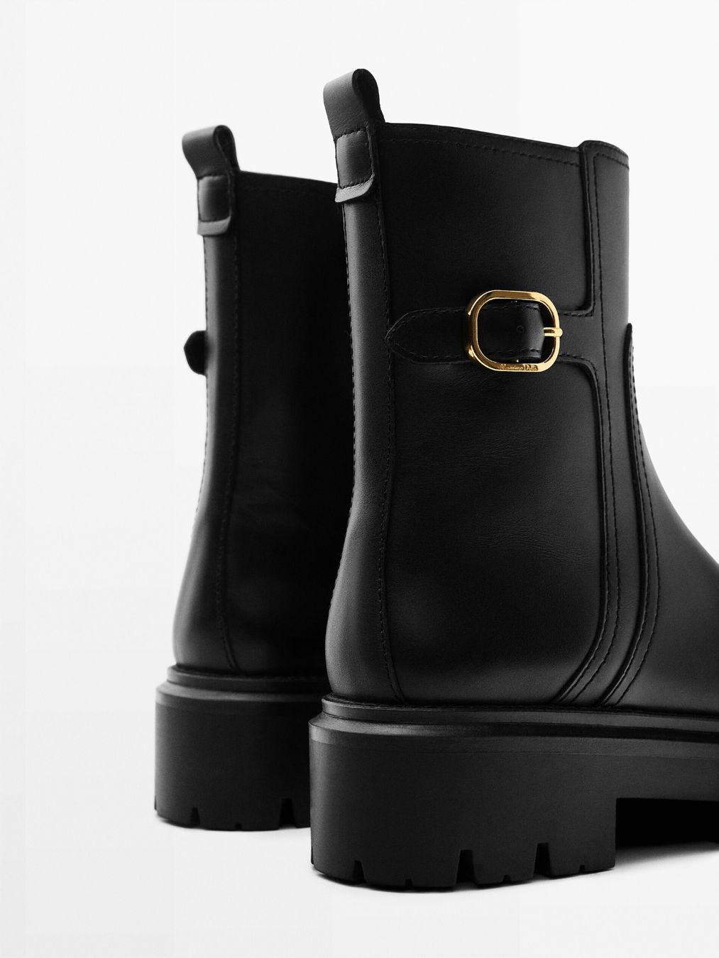 Massimo Dutti Scarpe da donna: LEDERSTIEFELETTEN Massimo Dutti 37 – Usato da Wald ZH venduto da Gosia_N 5