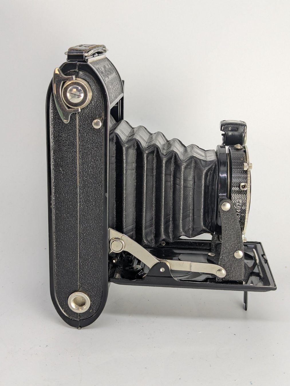 Voigtländer Kamera: Voigtländer Bessa – Defekt aus Bischofszell von Blende2 3