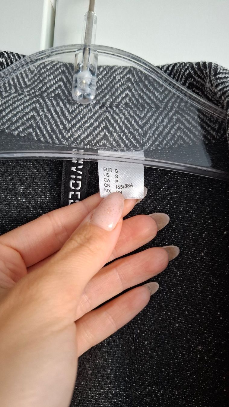 Maglioni & Felpe: Jacke / Blazer - Grösse S – Usato da Rickenbach b. Wil venduto da Beautiful.Things 2
