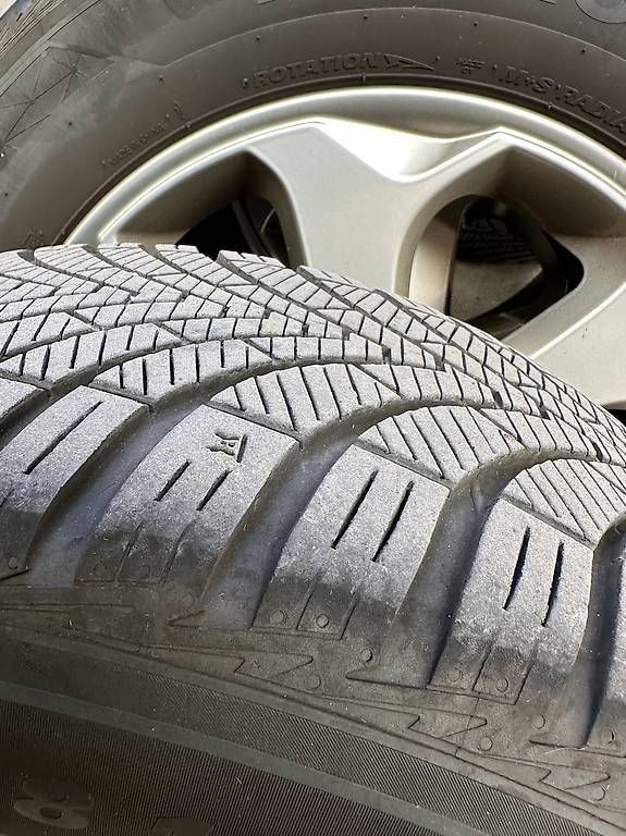 Volvo Pneus & Roues: VOLVO XC60 2010 18" Original Winterräder – D'occasion à Lyssach par damorest 5