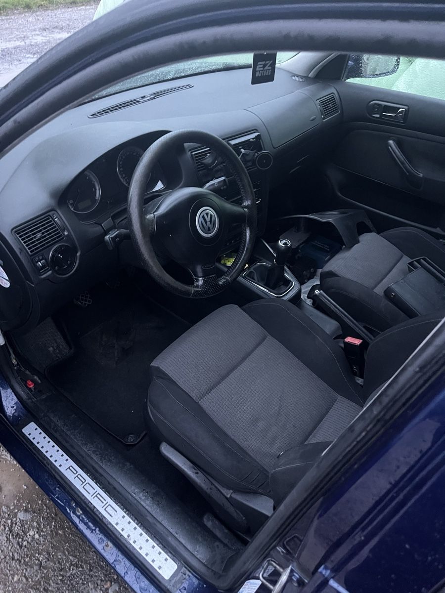 VW Automobili: VW Golf 4 – Difettoso da Kirchberg BE venduto da luk_99lr 2