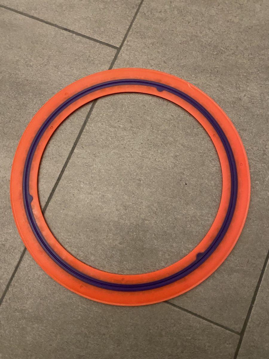 Spiele: Aerobie Pro Flying Ring Frisbee 32 cm – Neu (gemäss Beschreibung) aus Basel von lorged 1