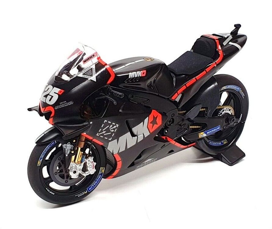 Minichamps 1/12 Yamaha YZR-M1 Maverick Vinales - Test Valencia 2016