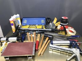 Diverses Werkzeug aus Räumung