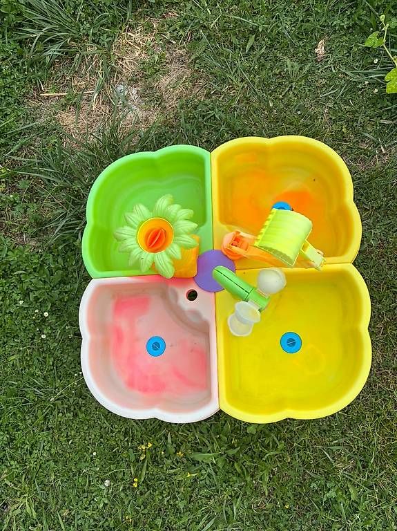 Sabbiera per bambini: Table d'activités sable et eau – Usato da Bougy-Villars venduto da fla_9djm 1