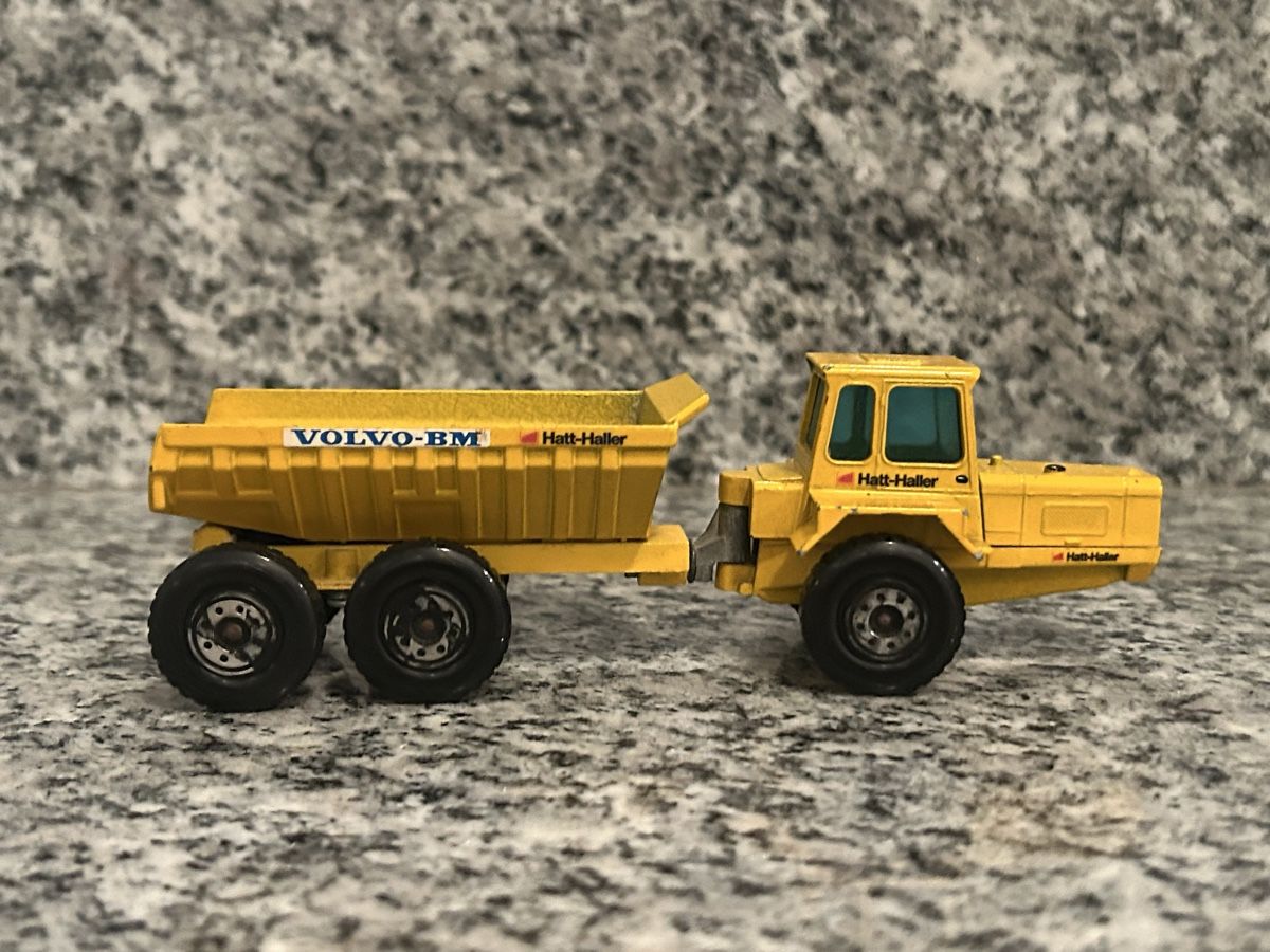 Kipper: Volvo Dumper, Toner Gam – Gebraucht aus Horw von Tigercat635 1