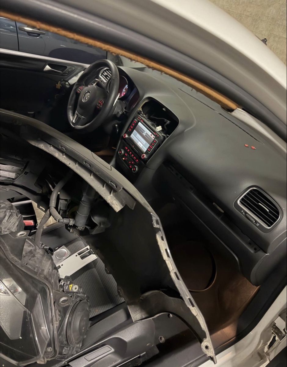 VW Autos: Vw Golf 6 – Defekt aus Belp von shp_nrd7 1