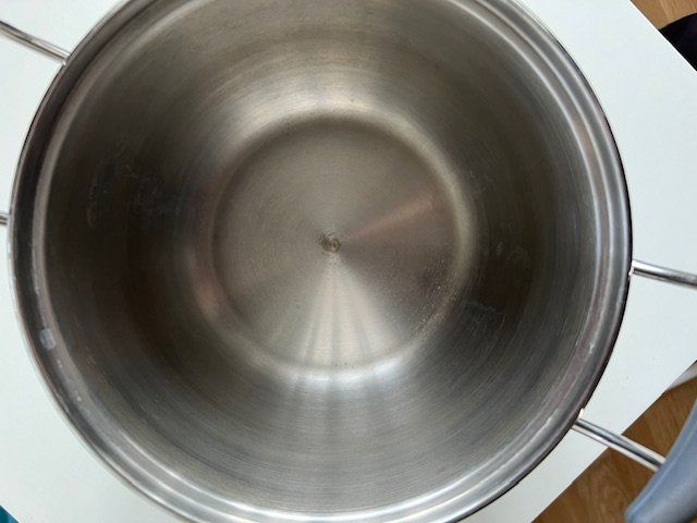Pentole: Kinox 18/10 Edelstahl Kochtopf mit Deckel – Usato da Niederweningen venduto da zw4_s78j 4