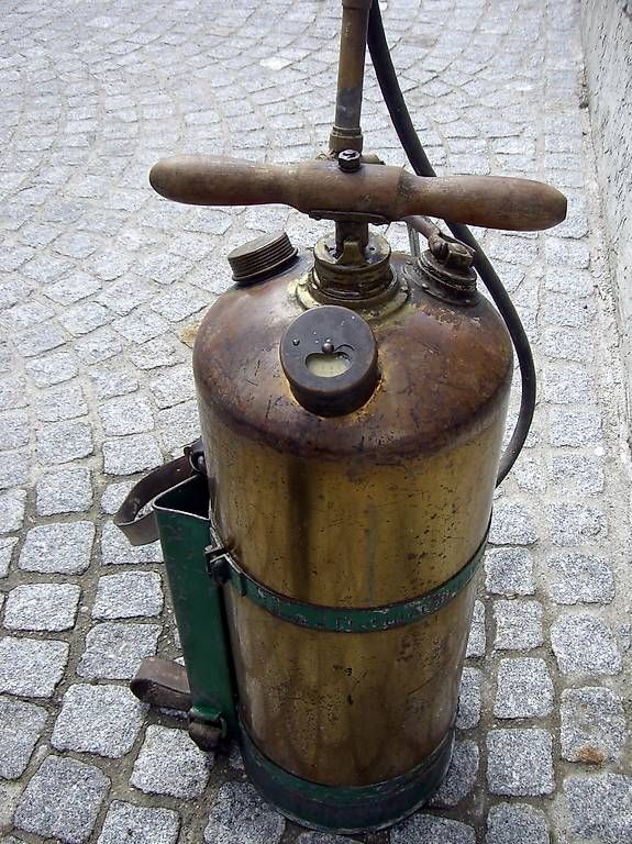 Tecnologia medica: Rückenspritze Nostalgie Typ Birchmeier – Usato da Wolfhausen venduto da kurt0110 1