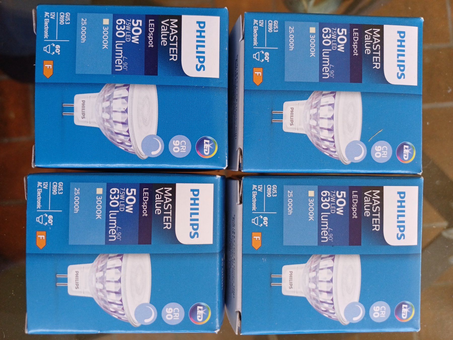 Lampade: Led Spot 7.5V nicht dimmbar – Nuovo e nell'imballaggio originale da Wolfhausen venduto da 02061948
