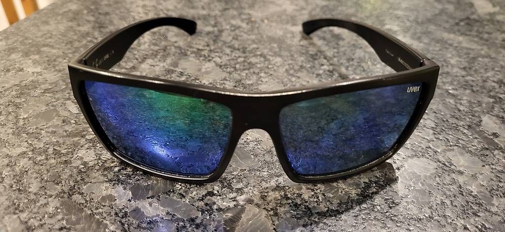 Occhiali & Lenti: Sonnenbrille UVEX – Usato da Weinfelden venduto da Bb9 3