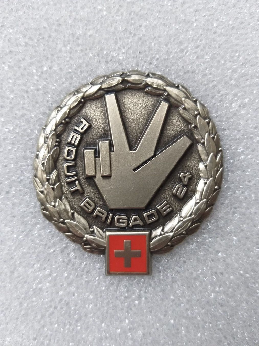 Placchette & Badge: Béretemblem Reduit Brigade 24 – Nuovo (secondo la descrizione) da Bauma venduto da SwissMilitaria
