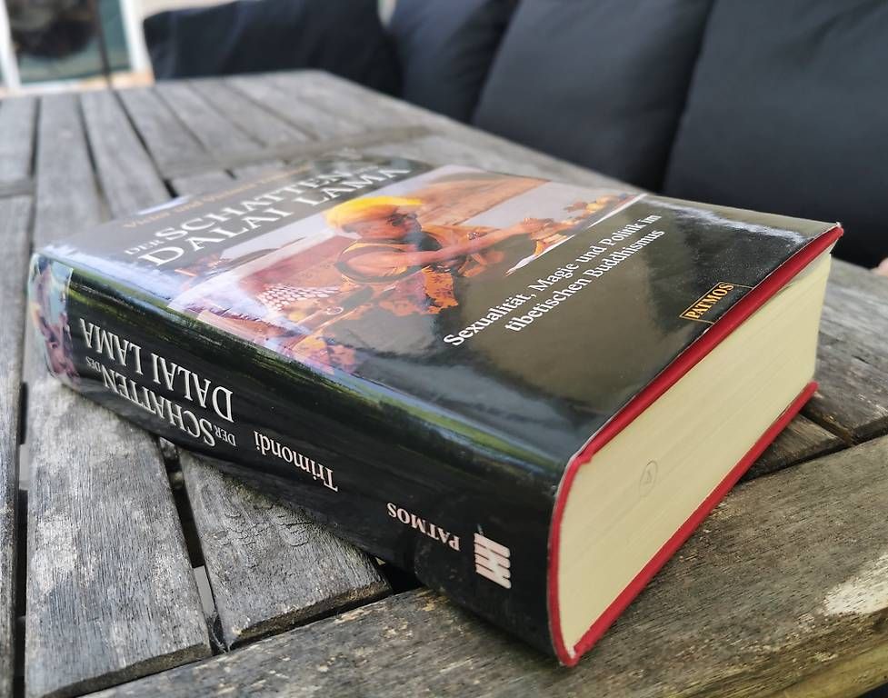 Bücher: Der Schatten des Dalai Lama – Gebraucht aus Ermatingen von Irem77 3