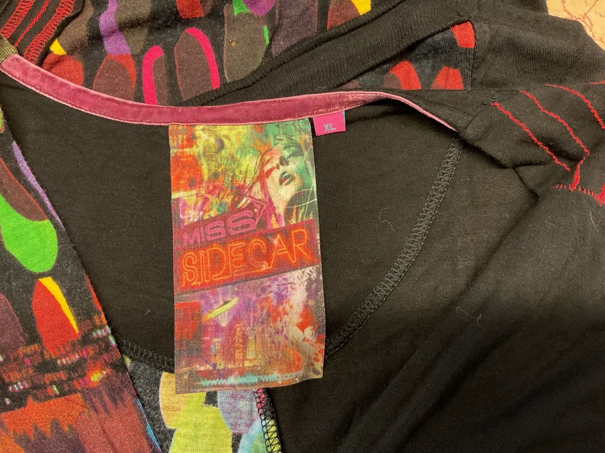 Lotti di vestiti: Miss Sidecar( style Desigual)Taille 40-42 CH – Usato da Villarepos venduto da Sglobule 8