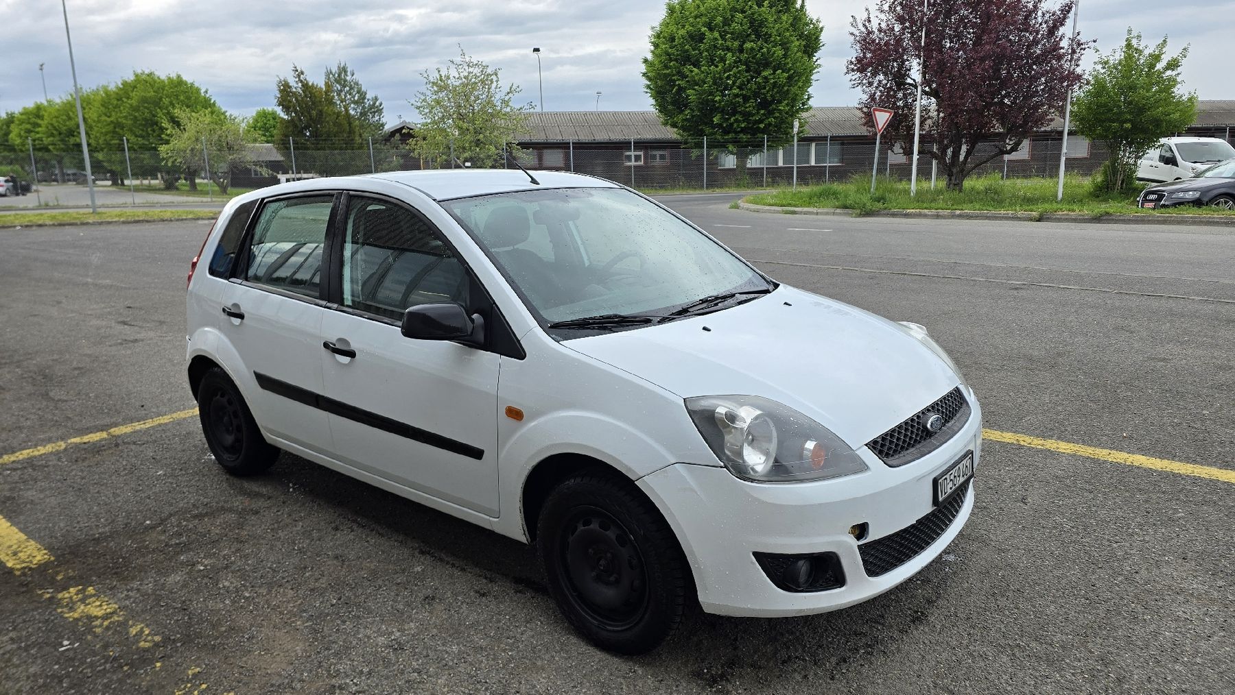 Ford Automobili: Ford fiesta expertisée – Usato da Payerne venduto da dmt_wbm2 1