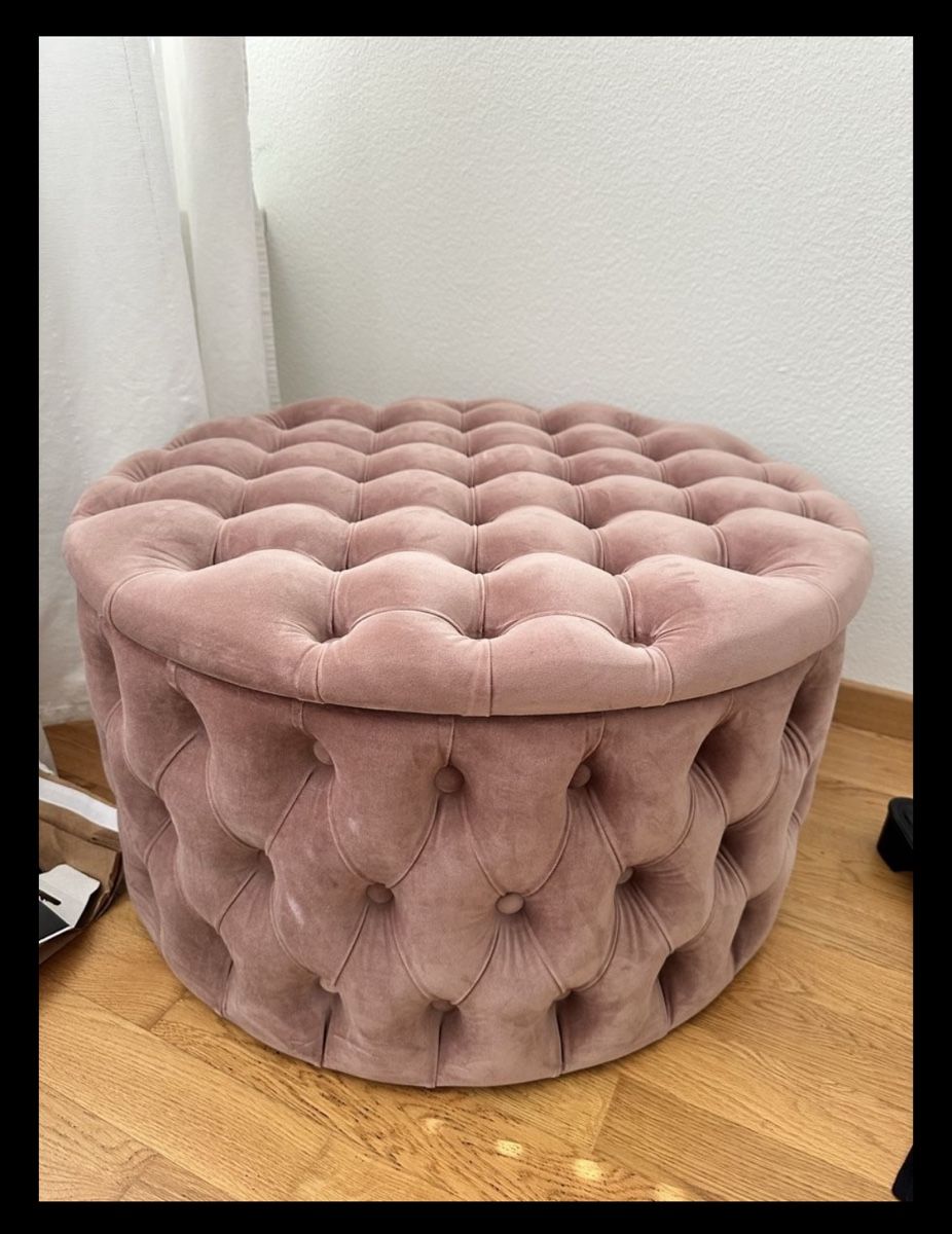 Westwing Hocker: XL ottoman Chiara from Westwing – Neu (gemäss Beschreibung) aus Marly von Cici_closet