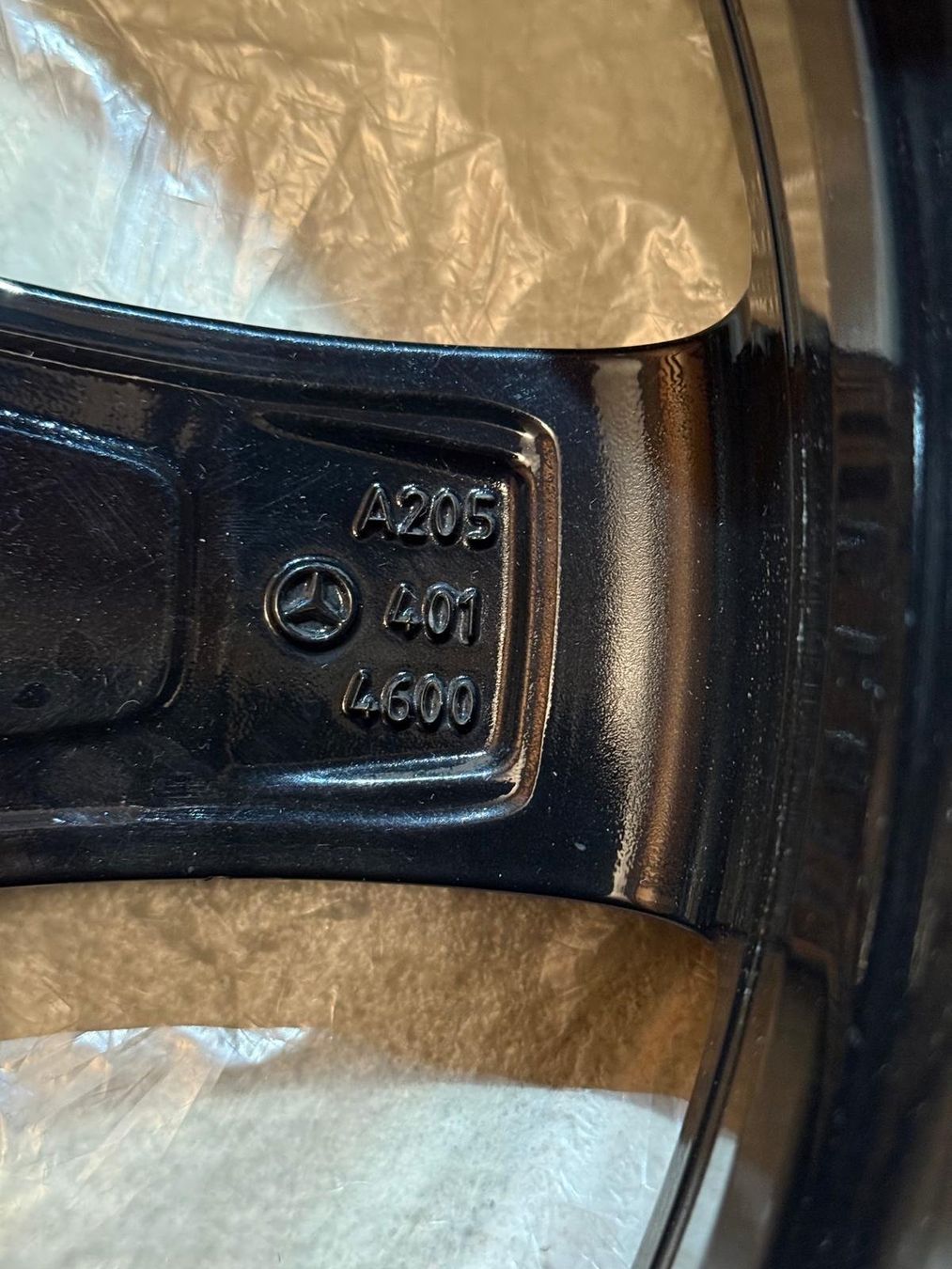 Mercedes-Benz Pneumatici & Ruote complete: Vendo set completo invernale – Usato da Zumikon venduto da Scardamaglia 2