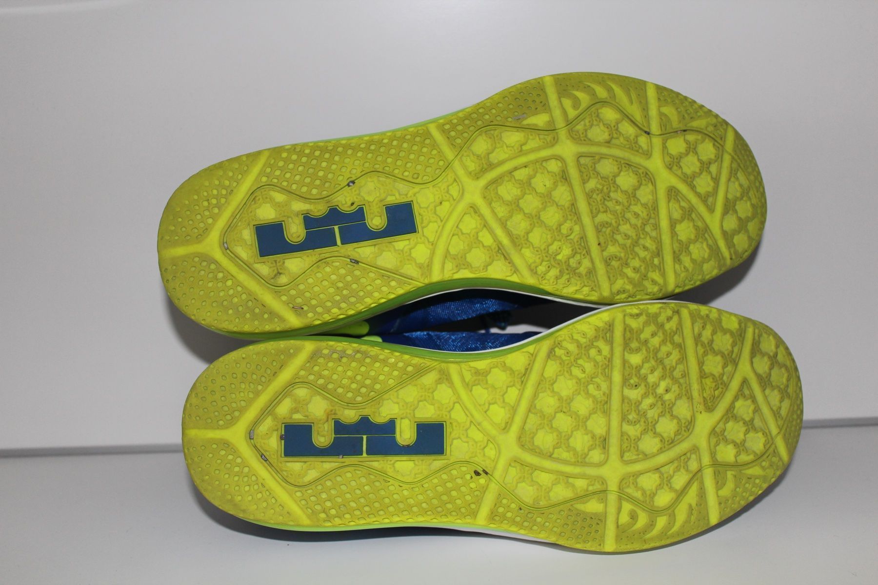 Nike Scarpe da uomo: Nike Max LeBron Gr.45 – Usato da Zürich venduto da JOD213 4