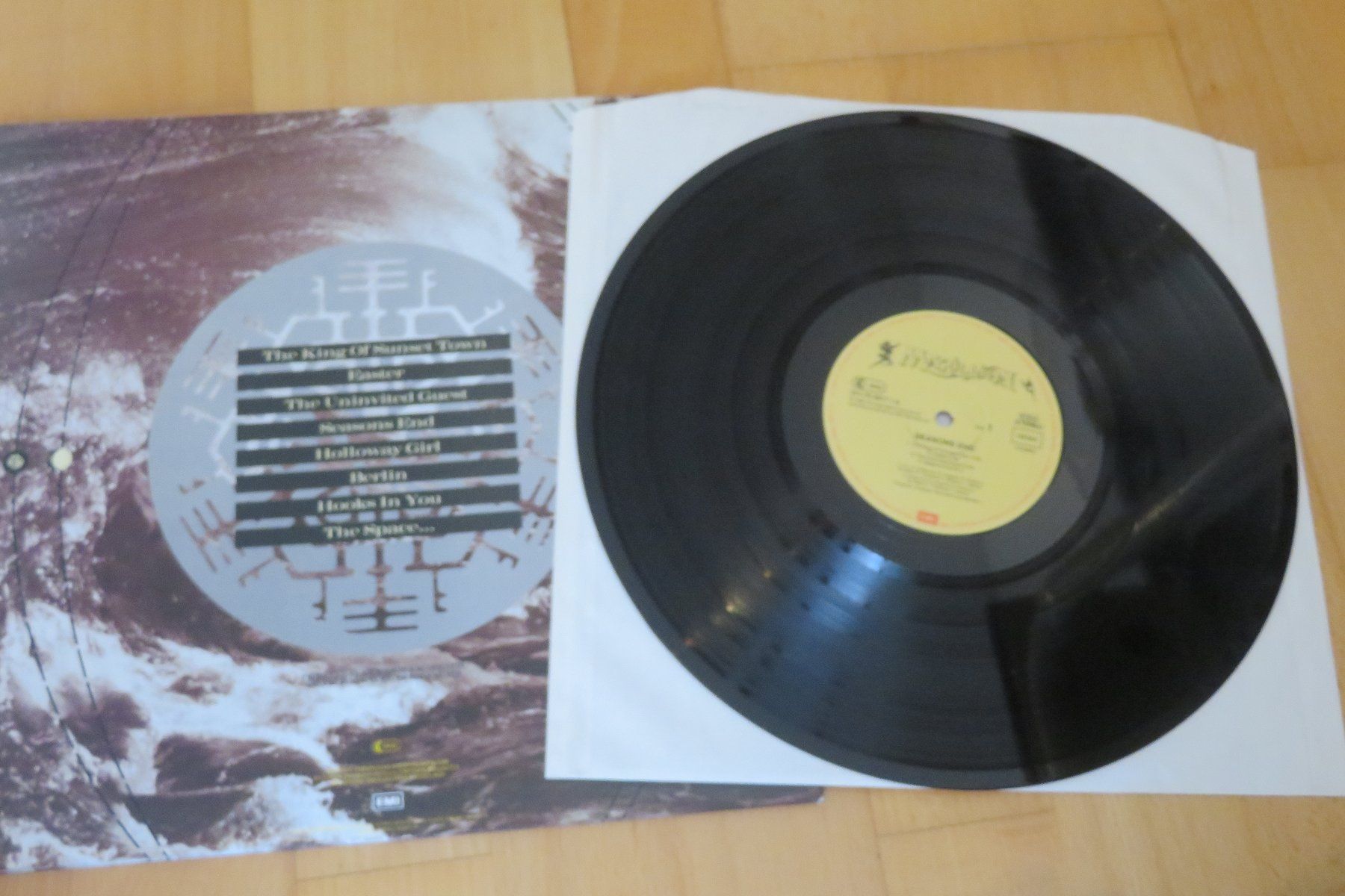 Dischi in vinile: Marillion – Seasons End – Usato da Thun venduto da Karibu70 3