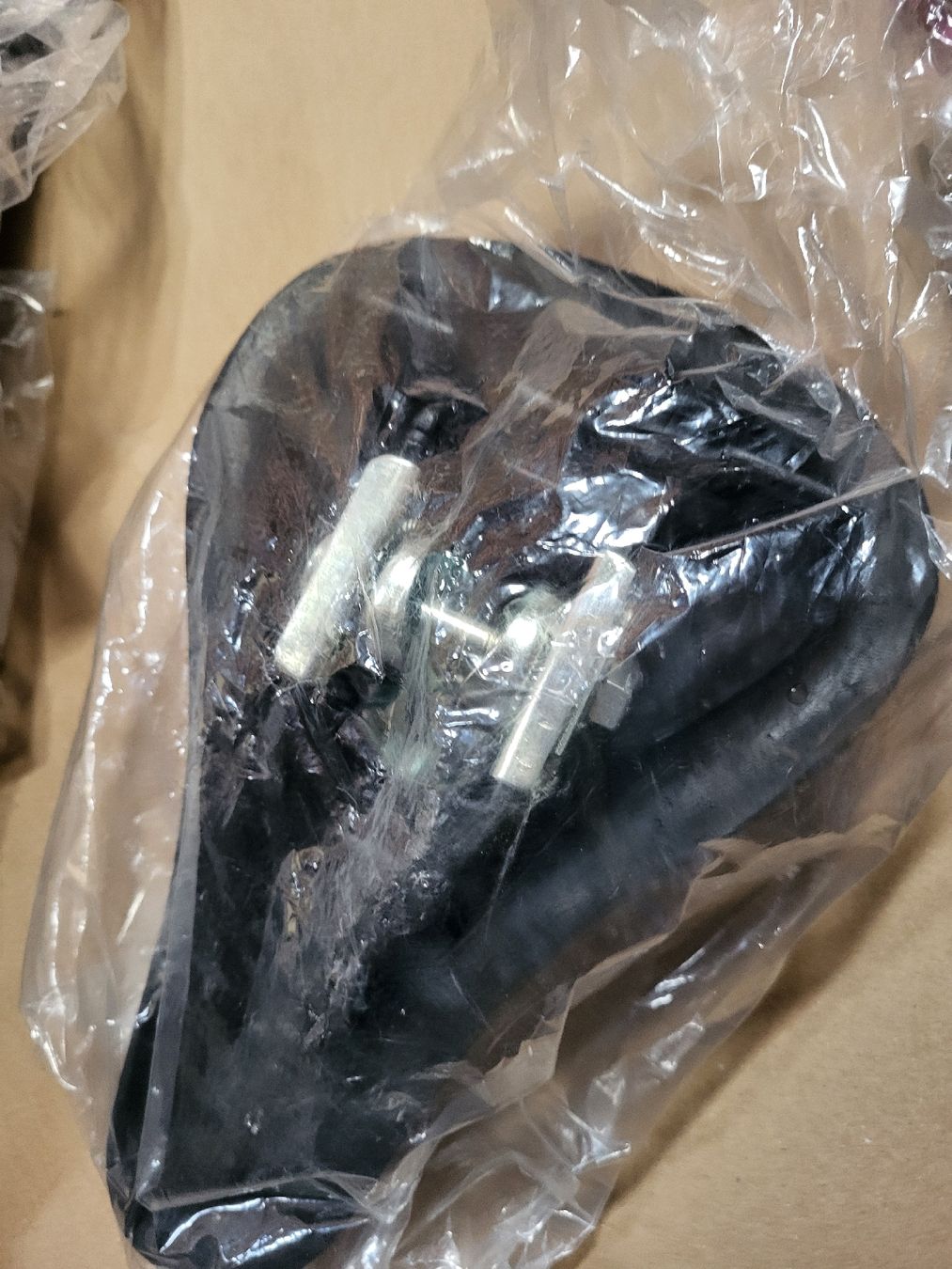 Pezzi di ricambio: Velosattel 7 stück Neu – Nuovo e nell'imballaggio originale da Riehen venduto da tamola67 5