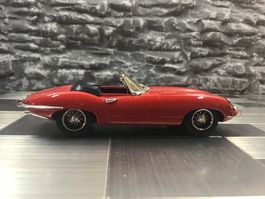 JAGUAR MODEL BOX 1:43