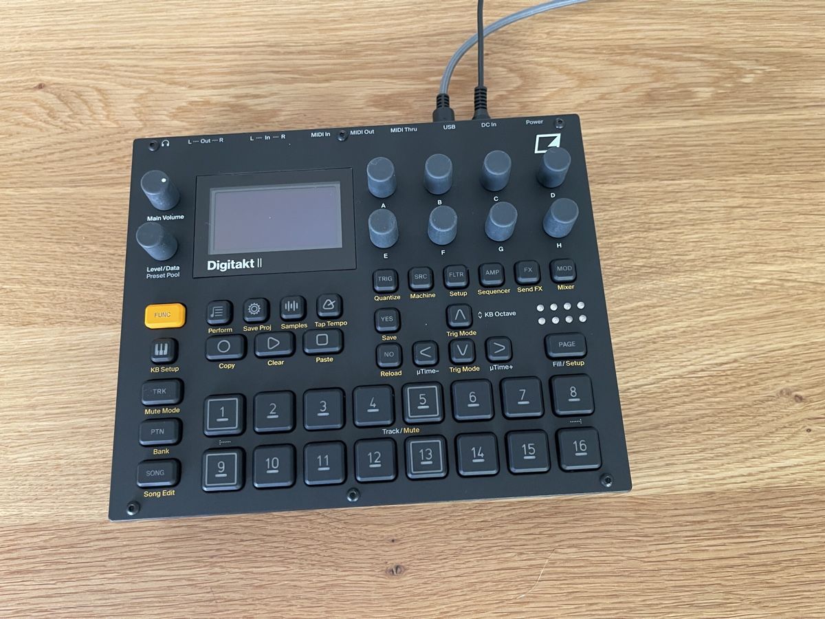 Elektron Musikinstrumente: Elektron Digitakt II Drum Computer good condition – Gebraucht aus Hochfelden von pat_qqv7 5