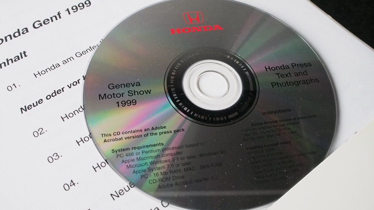 Honda Documenti: Honda Pressemappe 1999 – Usato da Zofingen venduto da sosalinos01 1