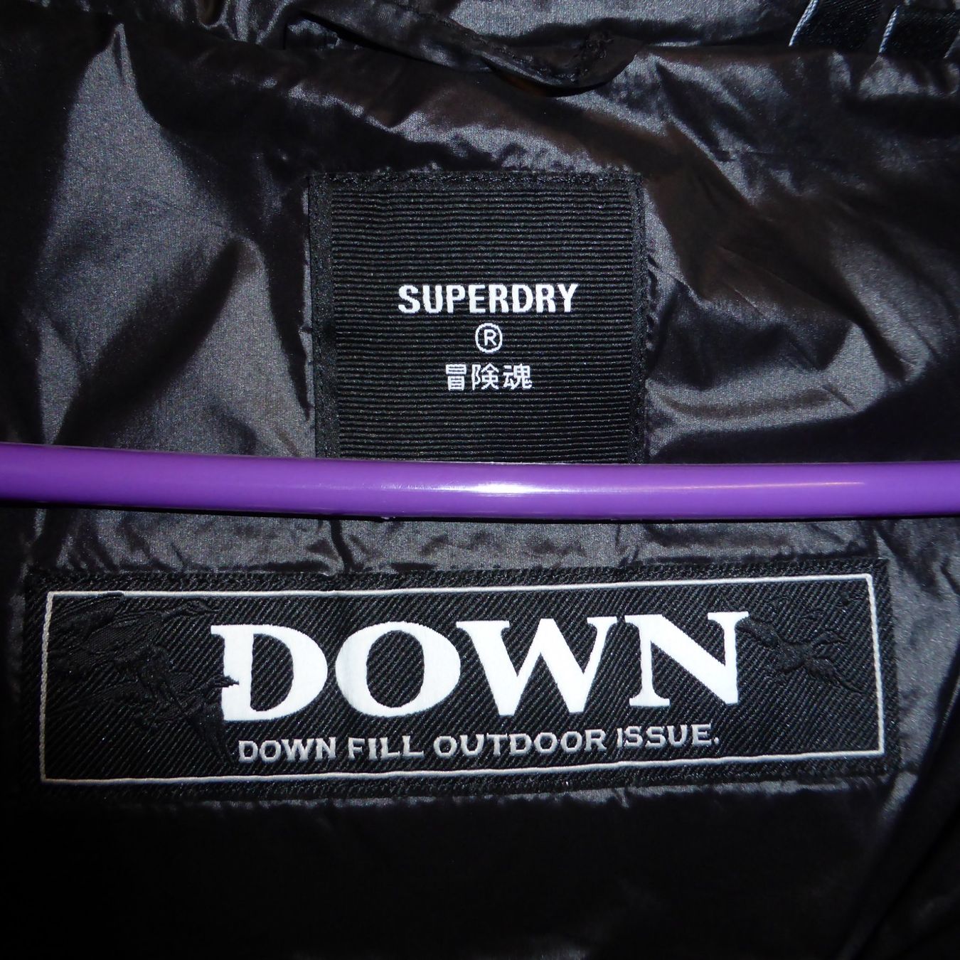 Superdry Giacche: Daunenjacke SUPERDRY, Gr. XL – Usato da St.Gallen venduto da regenbogen5 1