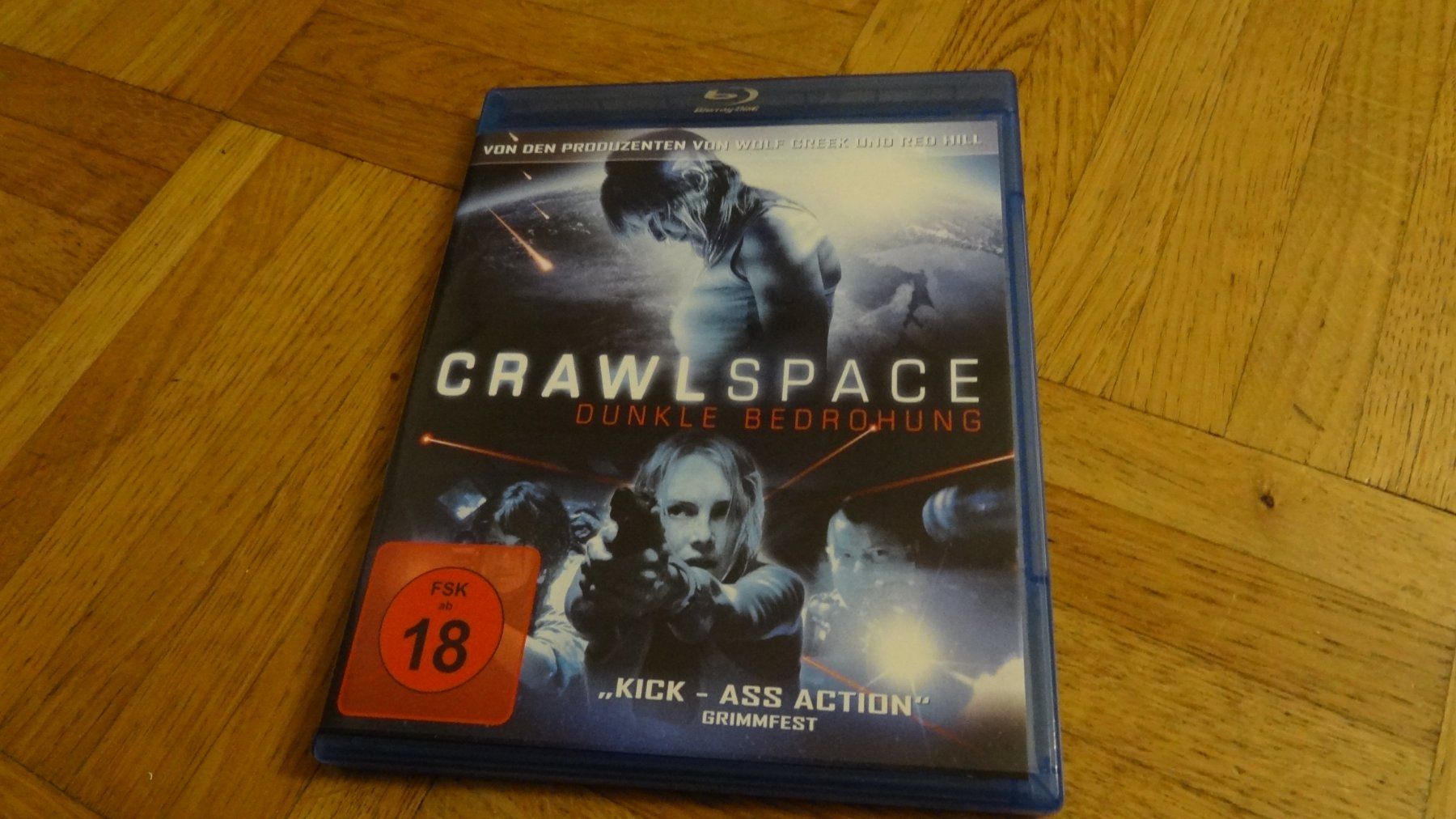 Tutti i DVDs: Crawlspace Crawl Space - Dunkle Bedrohung BLU-RAY – Usato da Olten venduto da Disc-Verkauf
