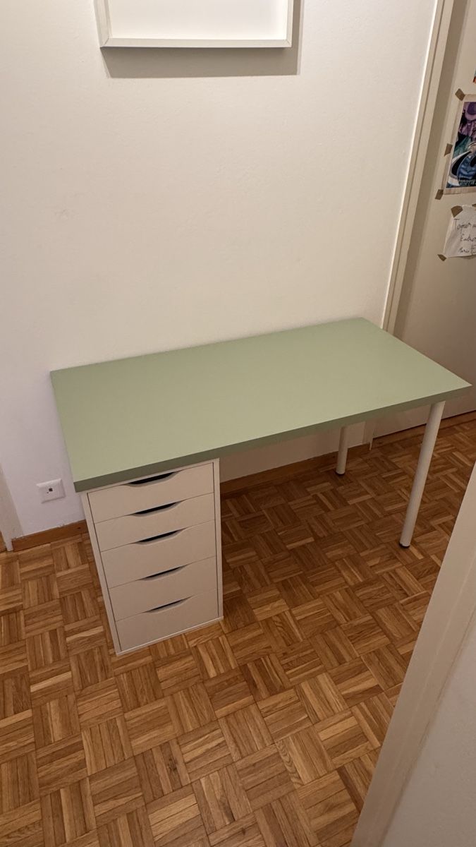 Scrivanie: Bureau enfant IKEA – Usato da Geneve venduto da pupykina