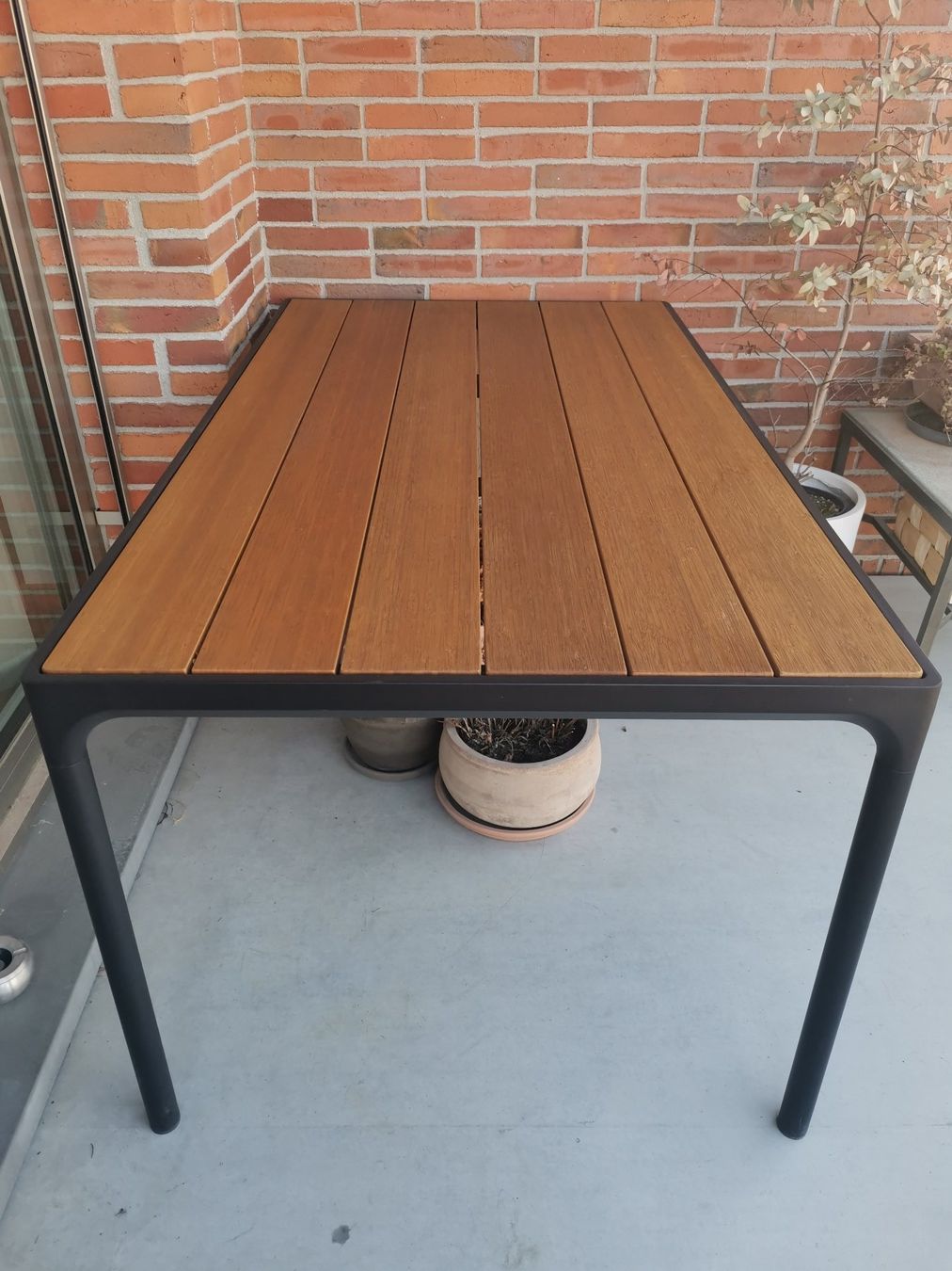 Houe Tavoli: Gartentisch Four HOUE (Pfister) – Usato da Zürich venduto da fgu_nyw9 1