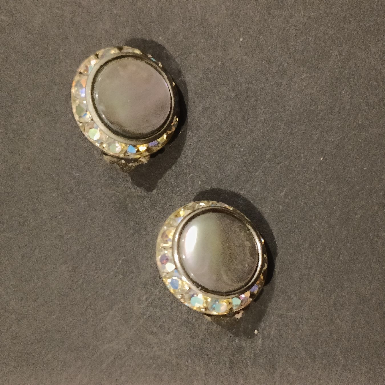 Ohrringe & -stecker: Ohrringhe Clip Vintage – Gebraucht aus Giubiasco von giubi01