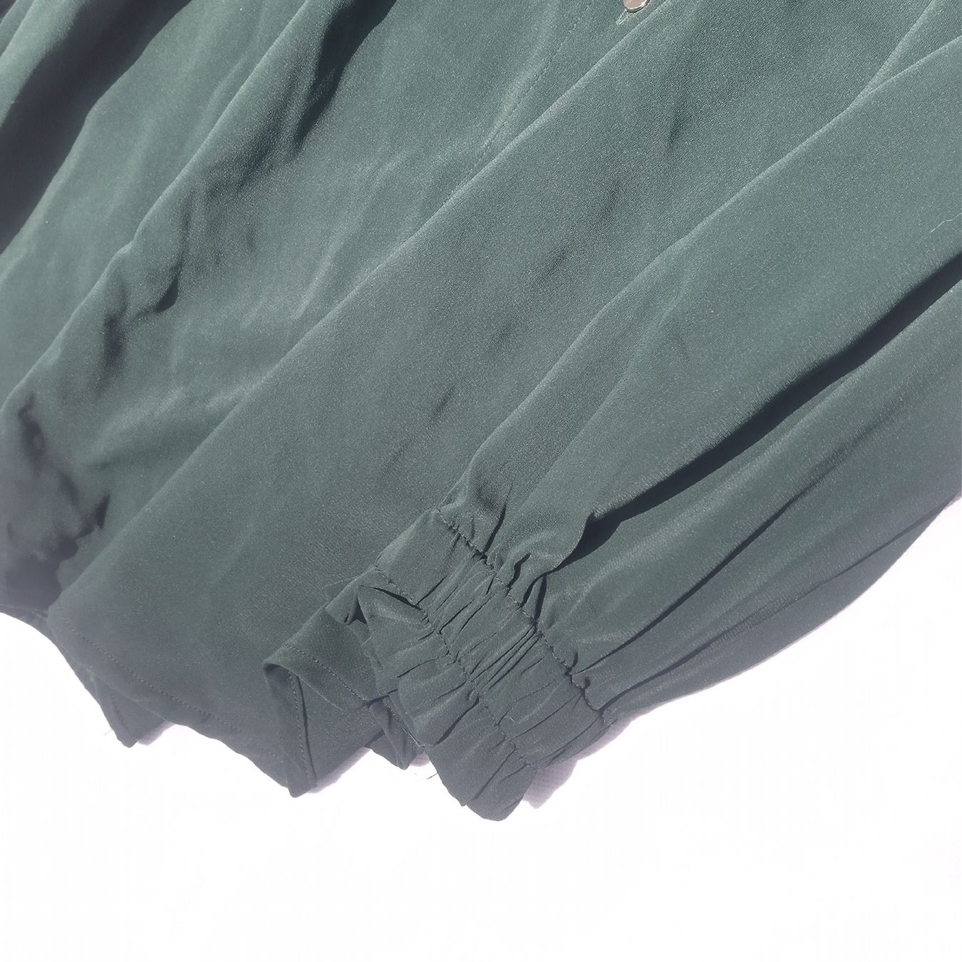 Camicette: Meraki Bluse grün mit Strass Gr. 2XL – Usato da Luzern venduto da toenu23 4