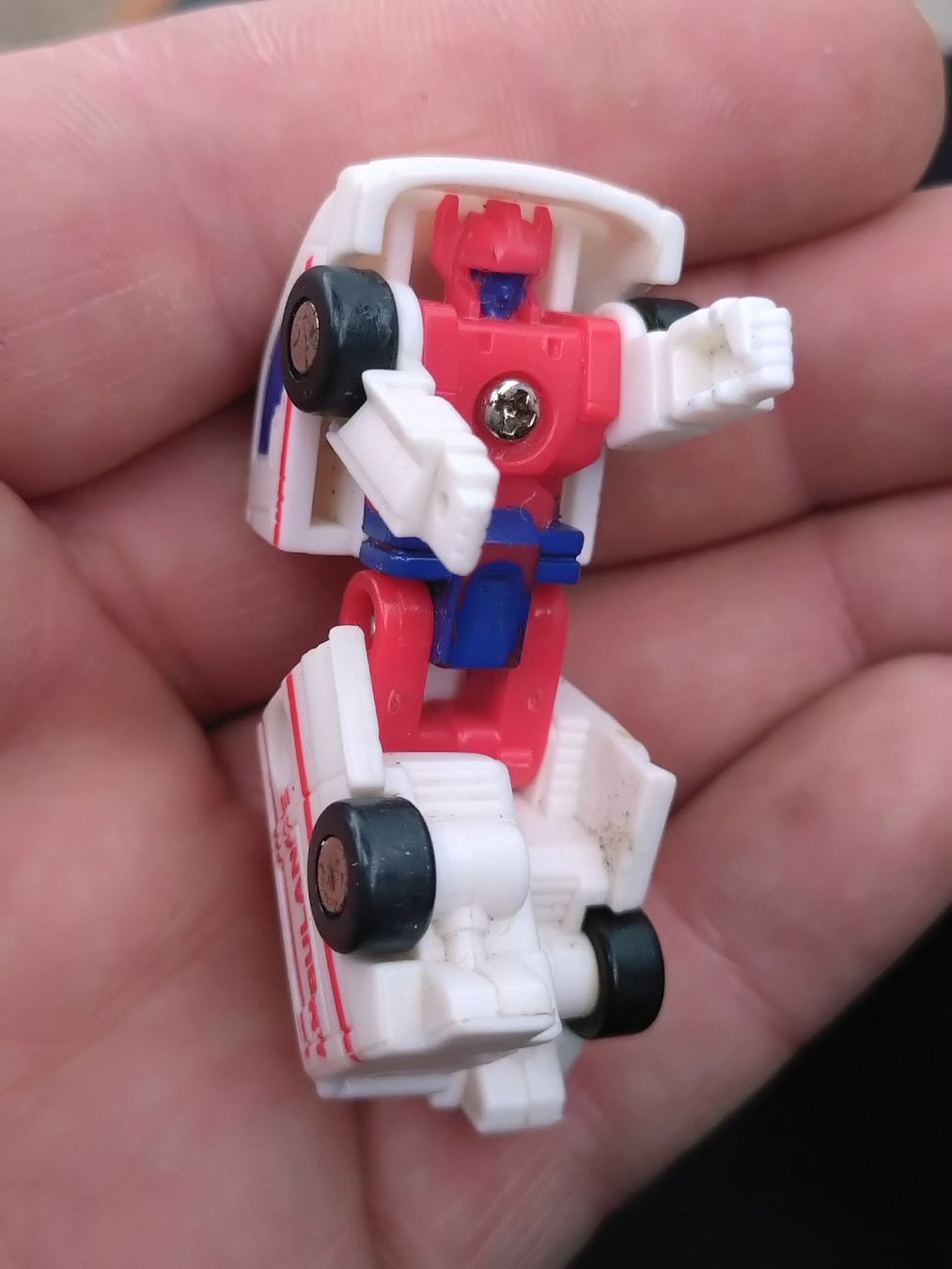 Statuette: Transformer Ambulance Micro Vintage Rare – Usato da Farvagny-le-Grand venduto da LaCaverne 6
