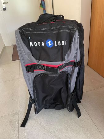 Aqualung Reisetasche mit Rollen und Rucksackfunktion gute...