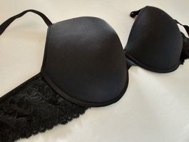 Damen BH Schwarz Spitze Grösse 95C neuwertig