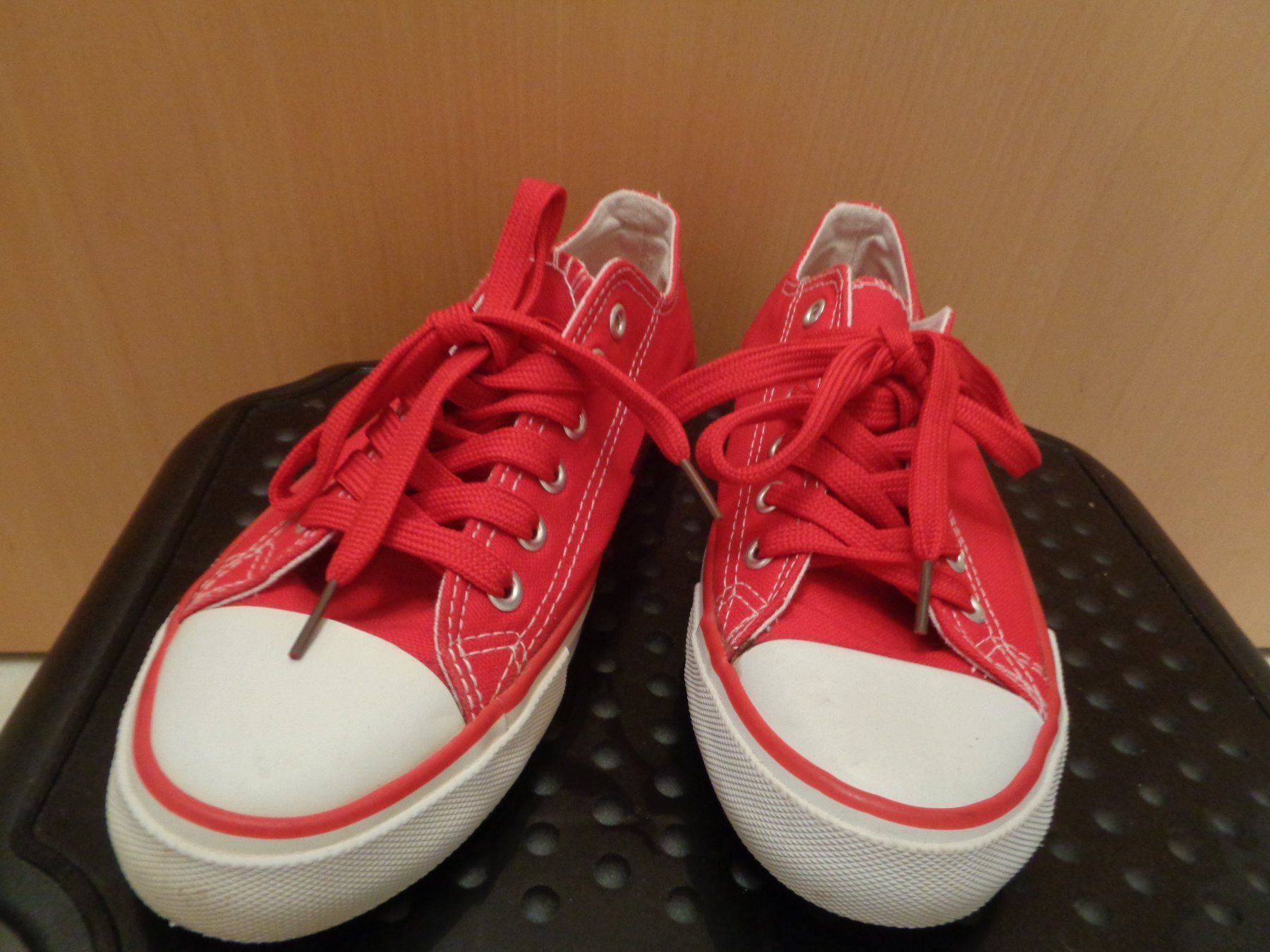 Scarpe da donna: Turnschuhe Gr. 37, Elviton – Nuovo (secondo la descrizione) da Tafers venduto da kor_jf9w