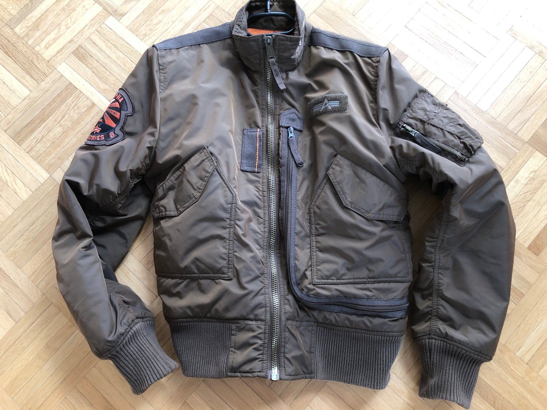 Alpha Industries Giacche: Alpha Industries Bomberjacke L – Usato da Meggen venduto da eliot66 1