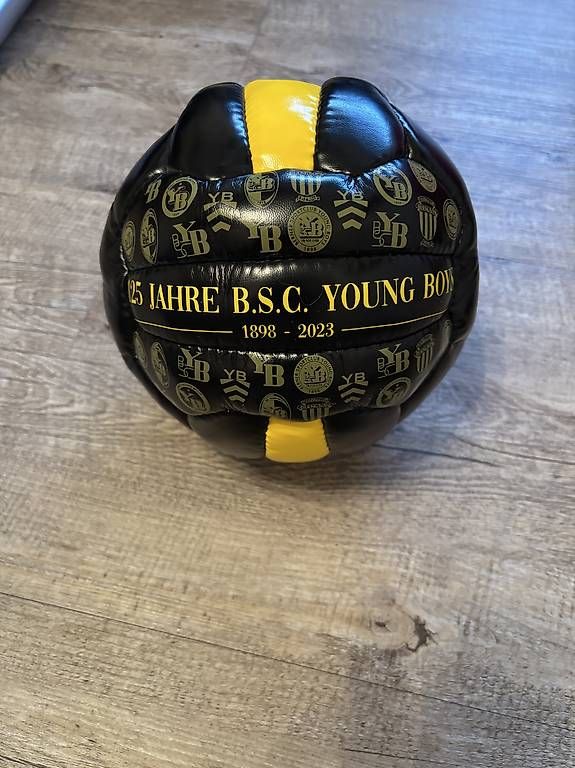 Palloni: YB ballon 125 ans neuf  – Nuovo e nell'imballaggio originale da Moutier venduto da Christiane13