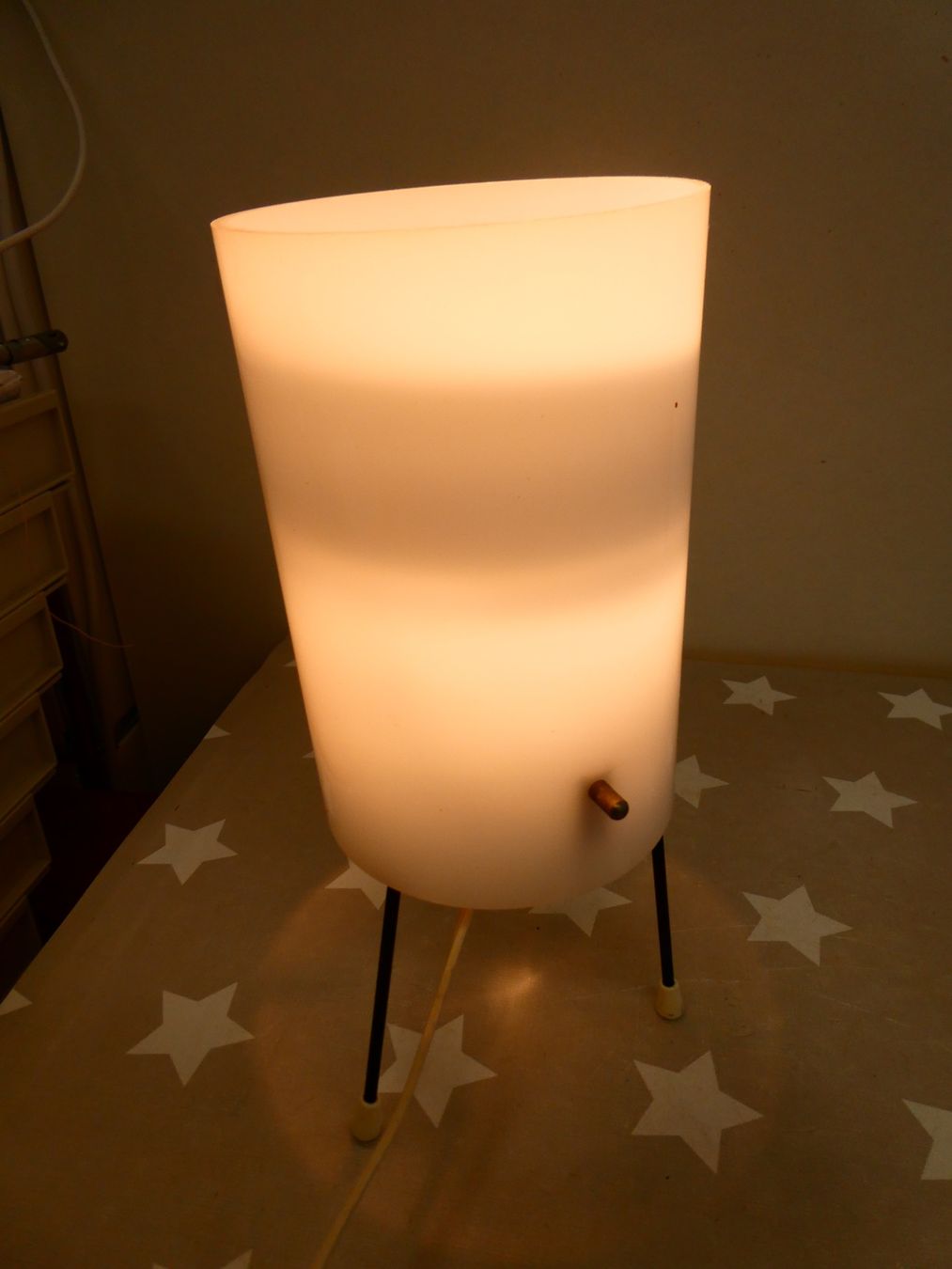 Lampade: Mid-Century Lampe DEFEKT – Difettoso da Rafz venduto da Powacaddy 1
