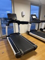 LifeFitness Laufband - Top Zustand!