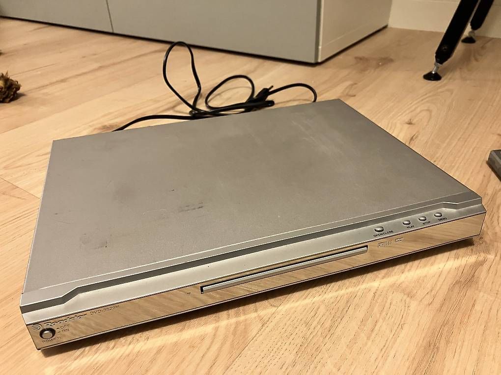 Multimediaplayer & Streamer: Roadstar DVD-3620H – Gebraucht aus Brugg AG von Bucher1976