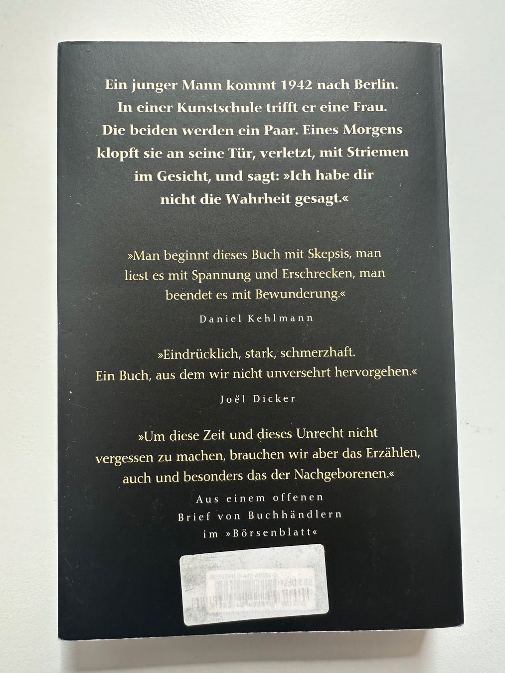 Libri: Stella von Takis Würger - Deutsche Version – Usato da Dübendorf venduto da rob_kzd8 1