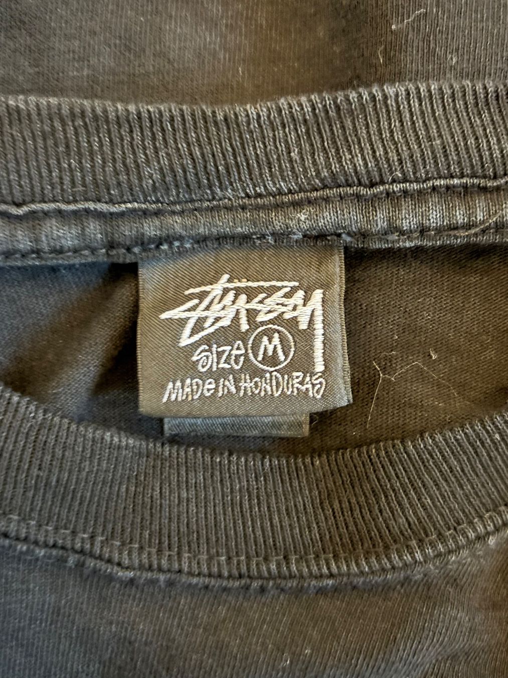 T-shirt: Stüssy Wings Shirt – Usato da Horgen venduto da zimtaoui 2