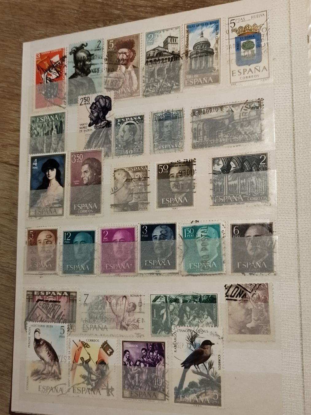 Tutti i francobolli: Collection de timbres du monde – Usato da Tramelan venduto da fuego1016 3