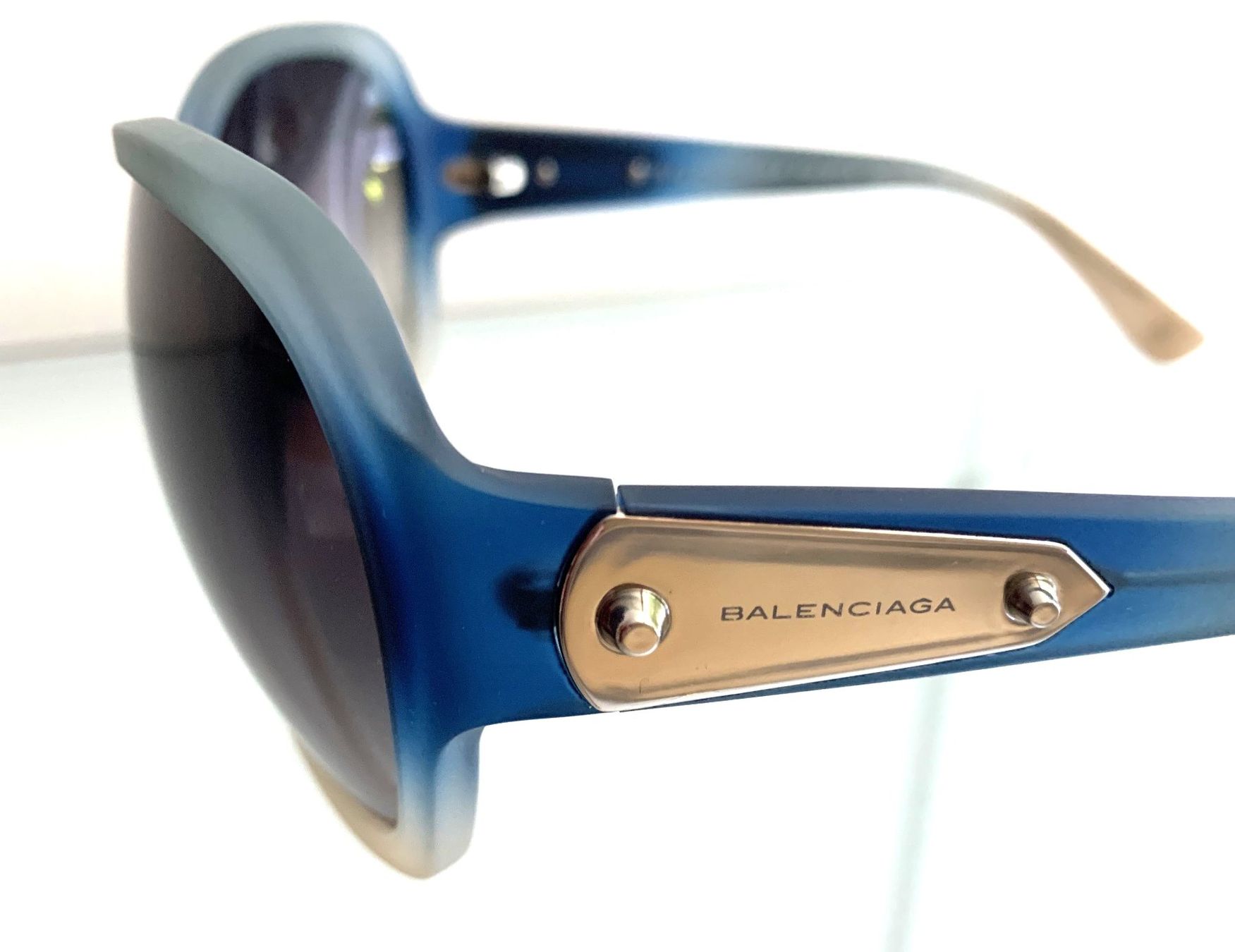 Balenciaga Brillen & Gläser: BALENCIAGA-SONNENBRILLE MIT FARBVERLAUF – Gebraucht aus Starrkirch-Wil von Evelyne222 4