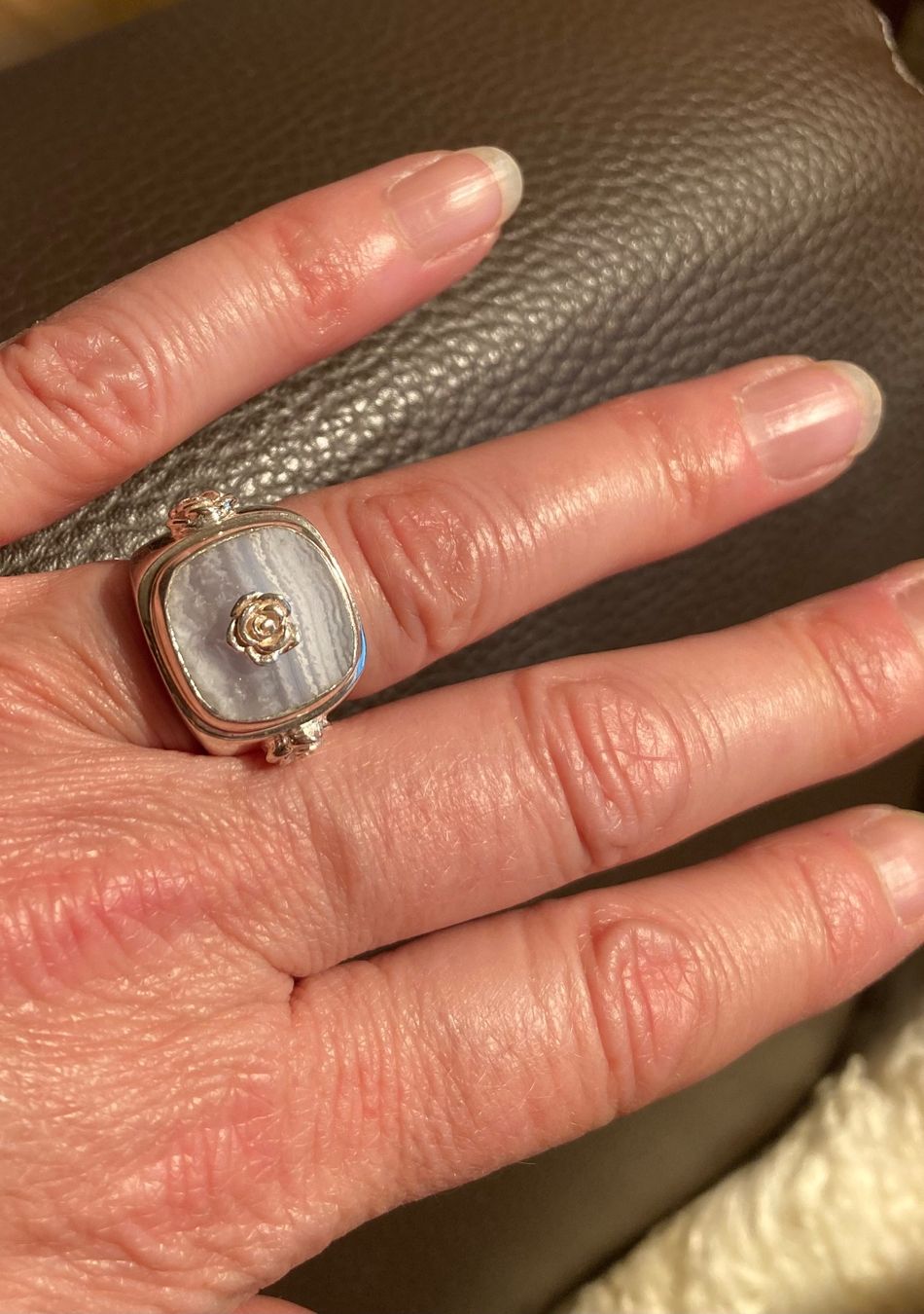 Olga Ribler Anelli: Silberring mit blauem Achat, Gr.53 – Nuovo (secondo la descrizione) da Luzern venduto da MonikaS03 9