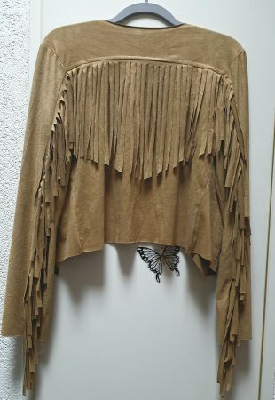 Zwei fransenjacke im Wildlederlook