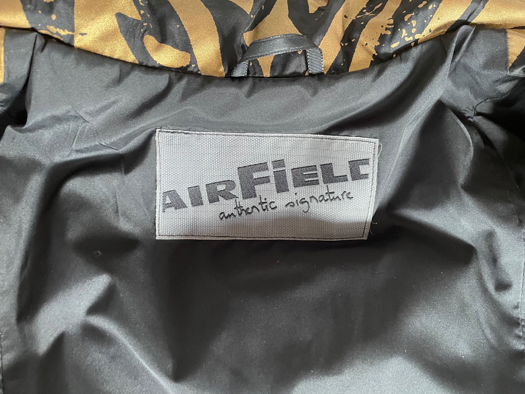 Airfield Jacken: Airfield Ski/Winterjacke 36 – Gebraucht aus Wabern von up2zero 6